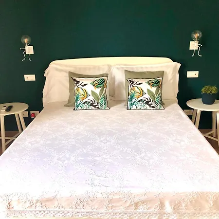 Strapalu' Bed & Breakfast